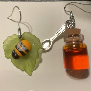 Glass Bumblebee & Honey Jar Mis Matched Pierced Earrings…soooo cute!!!